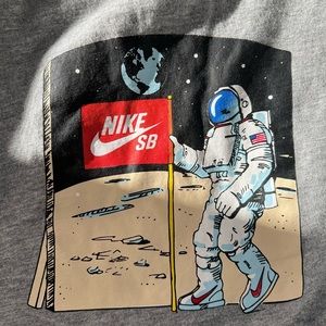 Nike tee